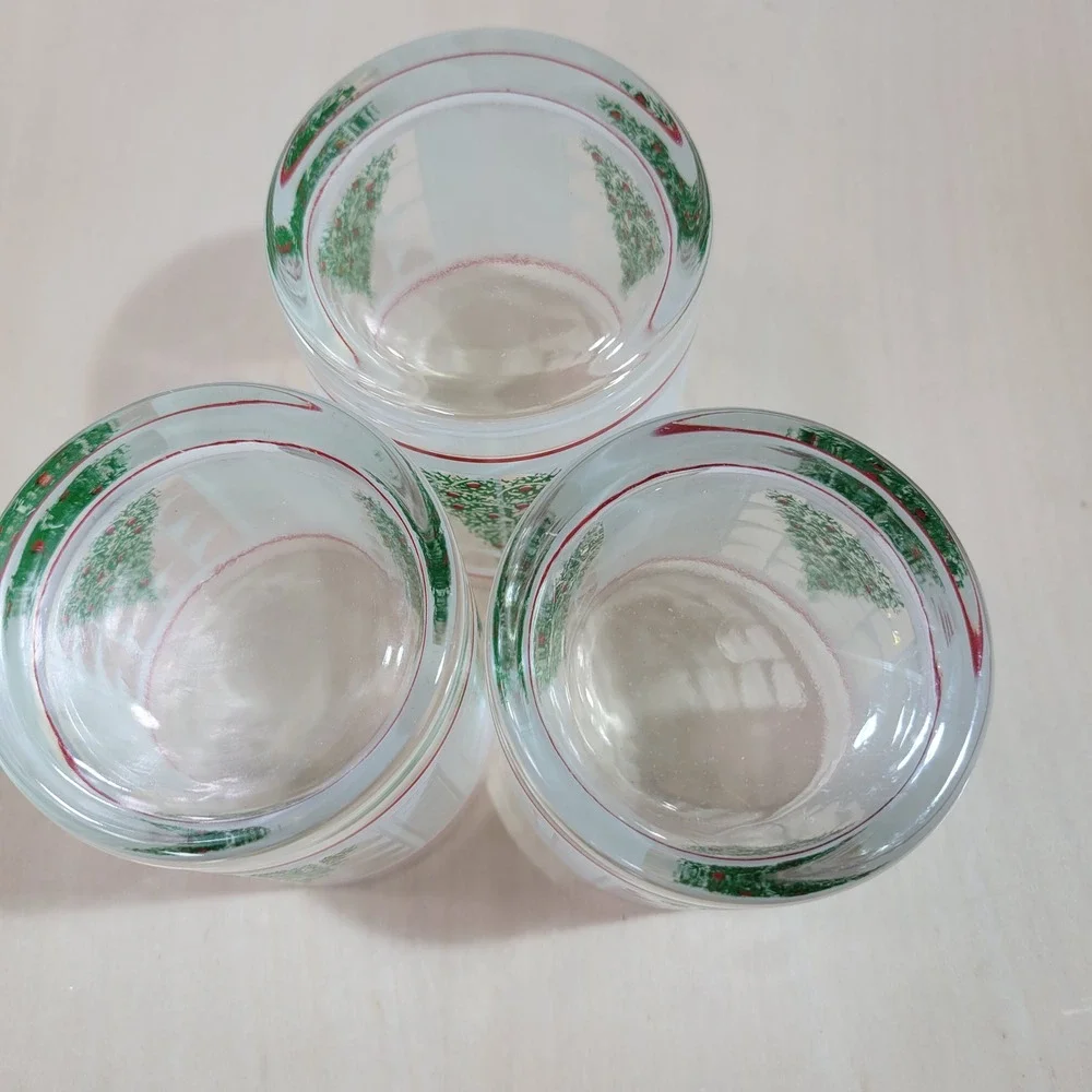 Set of 3 Vintage Christmas Tree Tumbler Glasses Frosted Window Design Red Rim‎